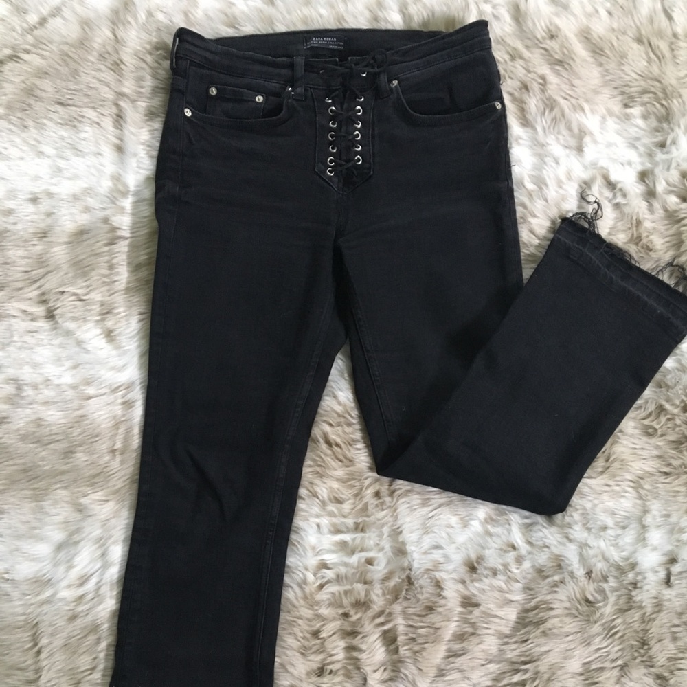 Zara Lace-Up Black Frayed Jeans
